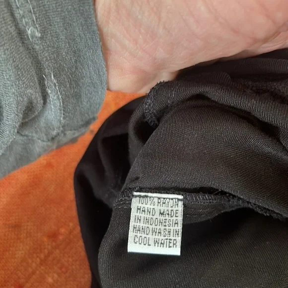 Bali Queen black wide leg Gypsy pants - Picture 5 of 5